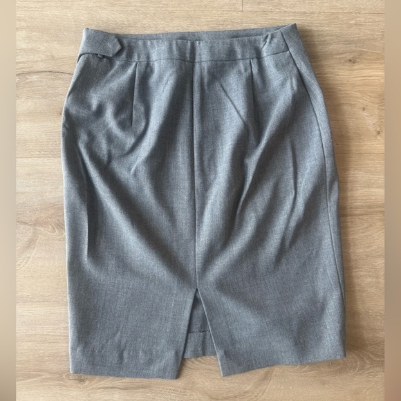 The Limited Gray Pencil Skirt SZ 4 - Picture 2 of 6